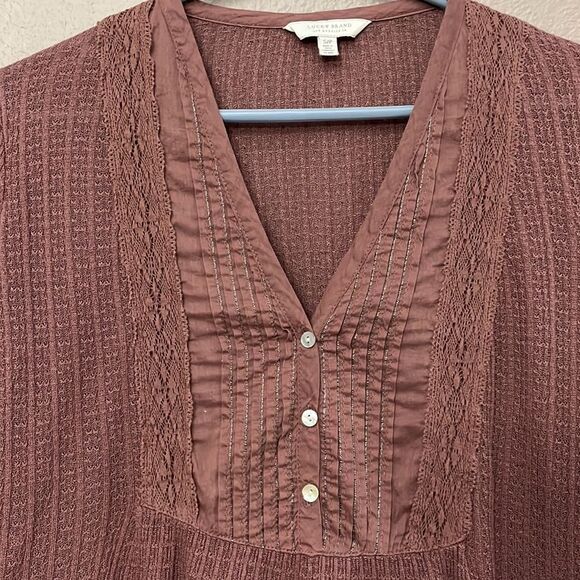 Lucky Brand Womans Pint Tuck Bib Pullover Blouse size Small Mauve colored - Picture 5 of 13